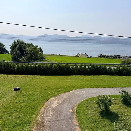 Panoramic With Sea View Hundsnes